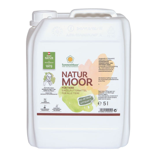 SonnenMoor Naturmoor mit Huminsäuren für Pferde - 5000 mlDas Moor für Pferde (auch für andere Tiere) von SonnenMoor ist ein reines Naturprodukt, frei von chemischen Zusätzen. Das Naturmoor für Pferde besteht aus wertvollem