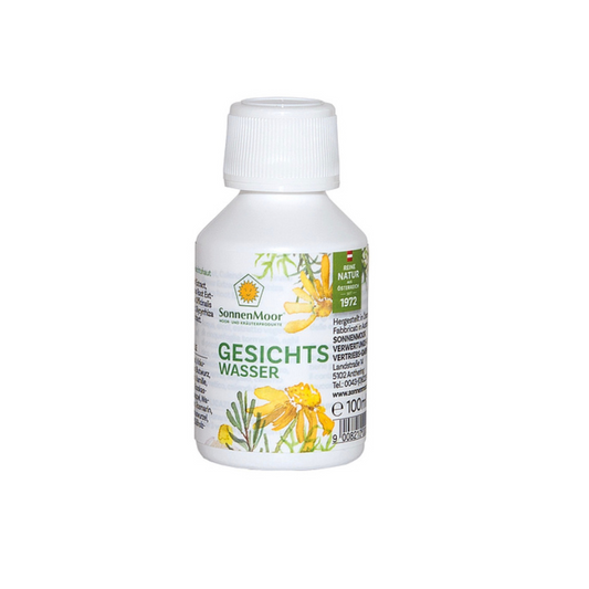 Flasche SonnenMoor Pflanzliches Gesichtswasser – 200 ml in einer eleganten Flasche, die sanft reinigende und pflegende Pflanzenextrakte für die Gesichtshaut zeigt.